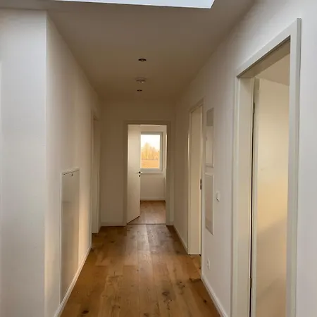 New & Elegant Penthouse Lejlighed Salching