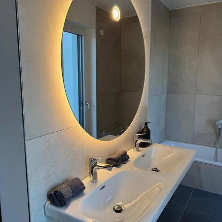 Apartment New & Elegant Penthouse Salching